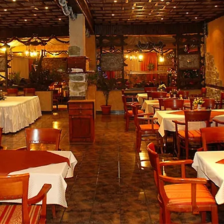Hotel Rodina
