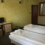 Ξενοδοχείο Rodina